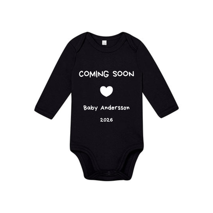 Babybody Personlig "Coming Soon 2026" långärmad 0-3 månader