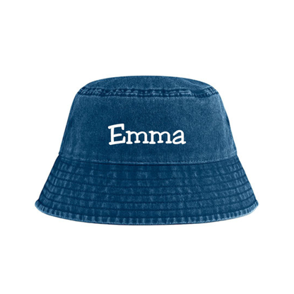 Personlig fiskehatt med broderat namn