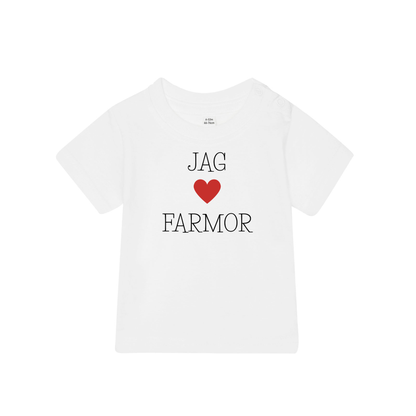 Barn t-shirt "Jag älskar farmor"